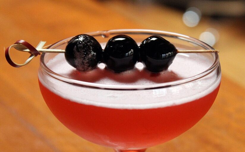 Mary Pickford Cocktail: A Glamorous Blend of Havana Nights and Hollywood Stardom
