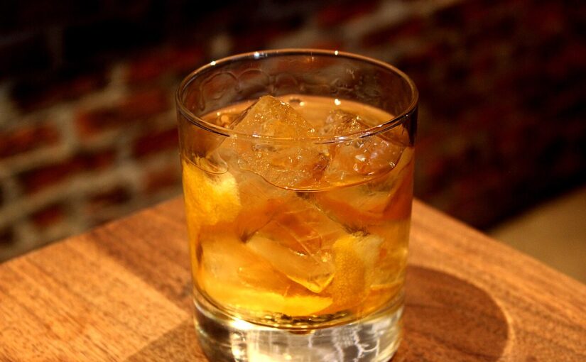 🦂 Stinger Cocktail: A Classic Nightcap with a Minted Bite